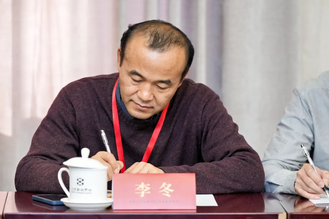 李冬（新疆画院副院长）：新时代画院创作与人才培养座谈会纪要
