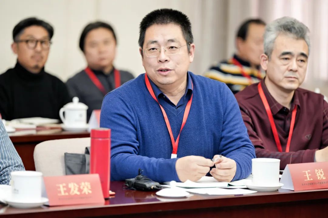 王锐（广西书画院院长、广西美术家协会副主席）：新时代画院创作与人才培养座谈会纪要