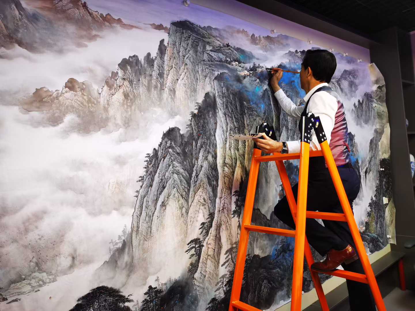 赵勤玉 ‖ 檐角之下 笔绘苍穹